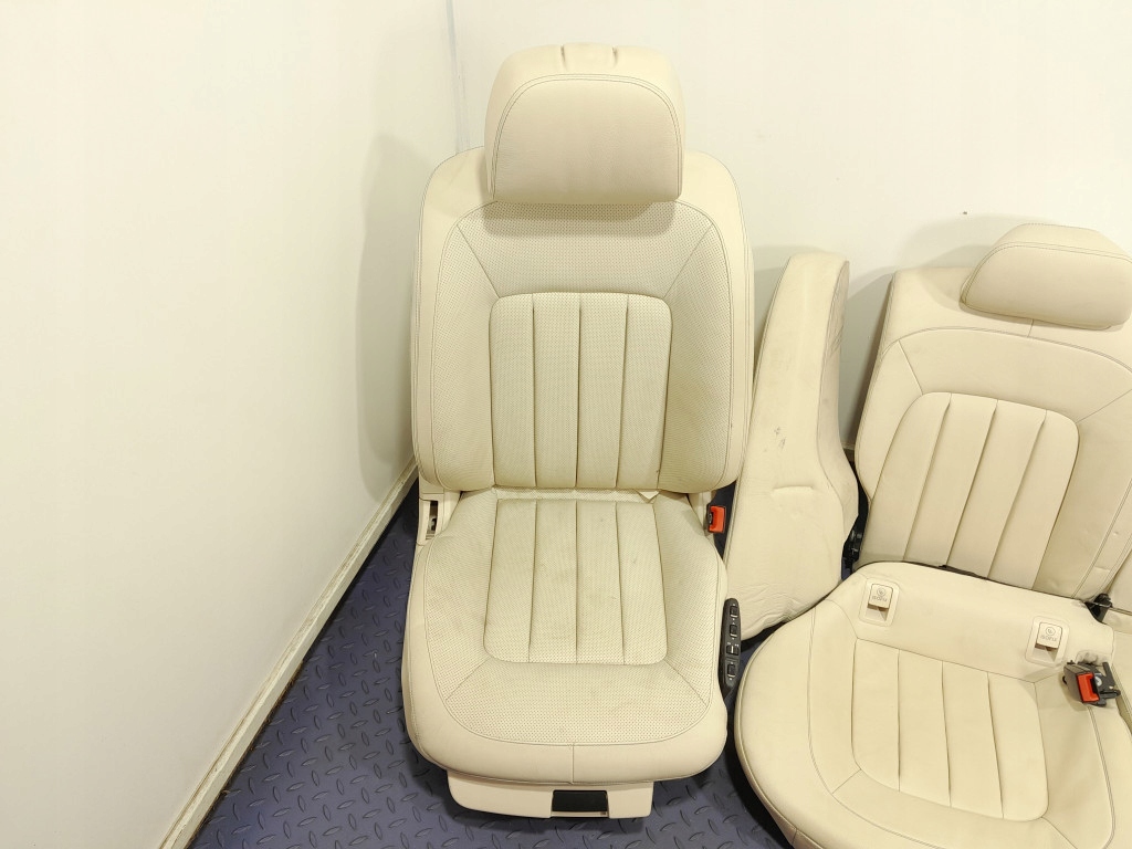 фото №7, Mercedes cls w218 lift sedan сиденья обшивки заднее сиденье кожа комплект