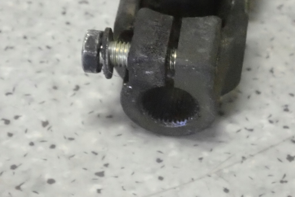 фото №4, Nissan primera p12 02 крестовина колонки рулевого