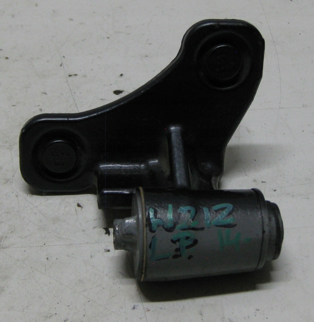 Купити Mercedes w212 універсал 14r петля двері лівий перед