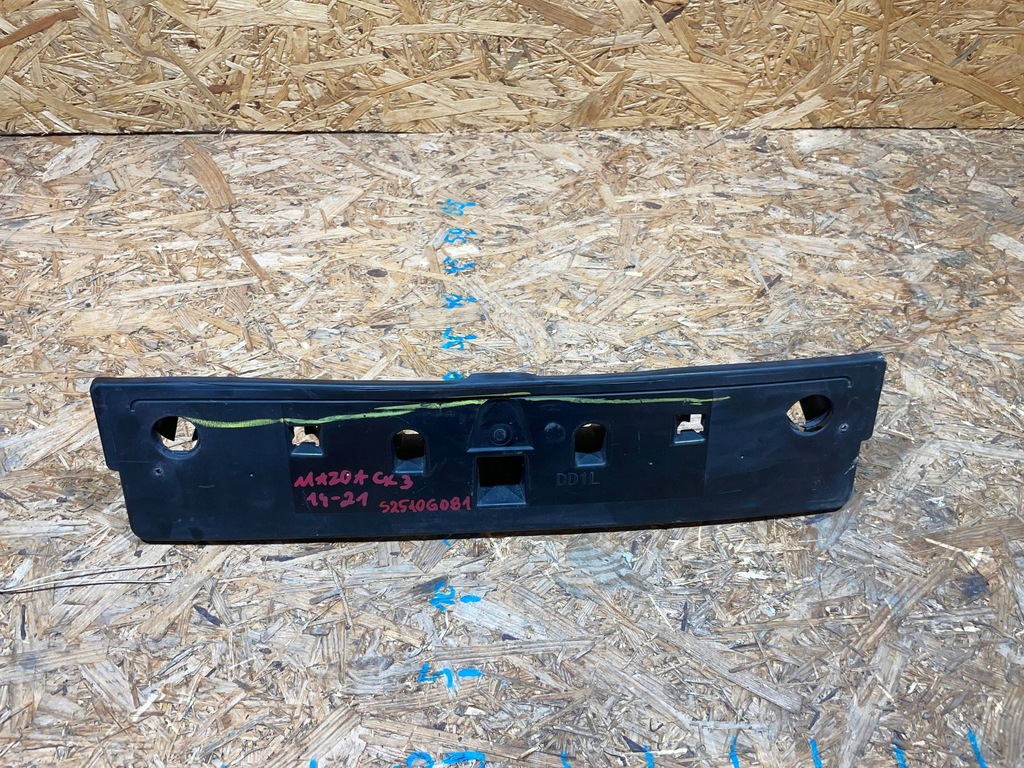 фото №7, Mazda cx3 cx-3 14-21 молдинг подкладка pod номерной знак бампер перед передняя