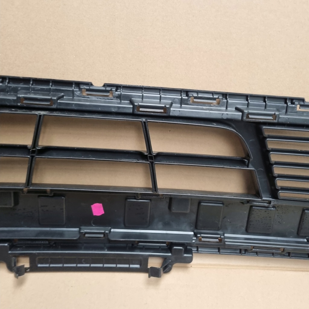 фото №9, Решётка бампера kia sorento 2016- 86522-c6210