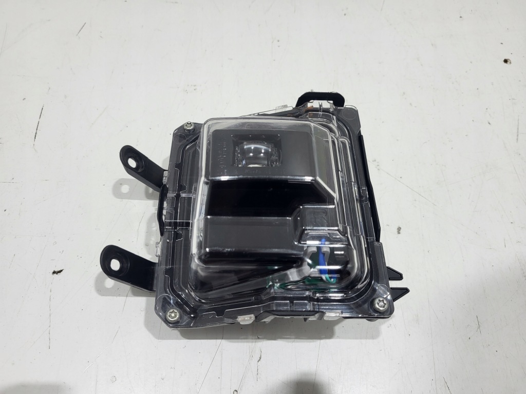 Купить Lexus rx v 5 22- противотуманная фара левый led фонарь  дневные drl оригинал!