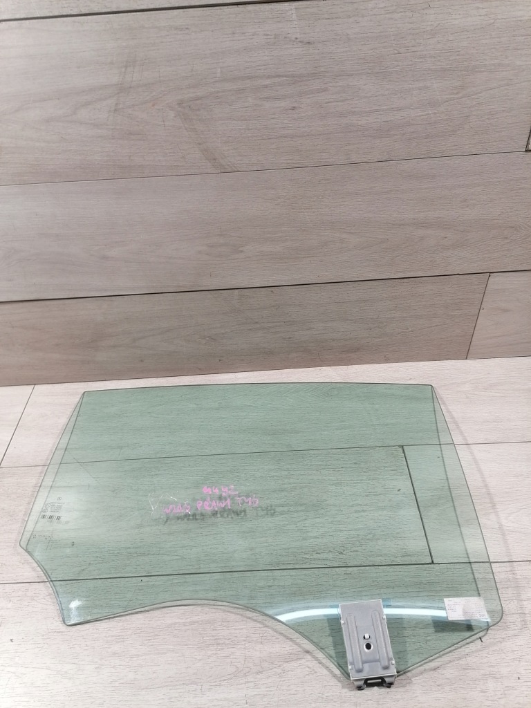 фото №1, Mercedes w213 стекло правый задняя 43r-00050