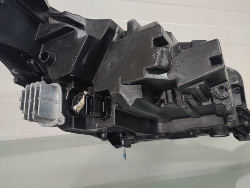 фото №9, Лампа передня ліва opel corsa f full led