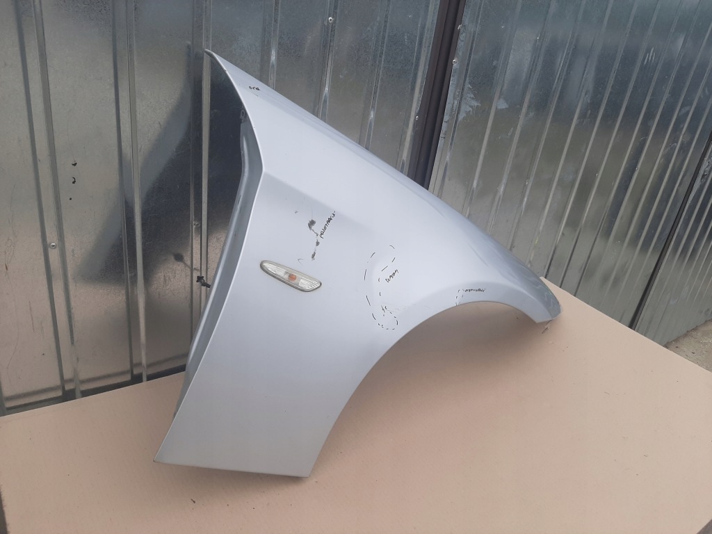 Крыло  правый  перед bmw 3 e90 e91 рестайлинг  titansilber 354 lata 2008-2012 Цена