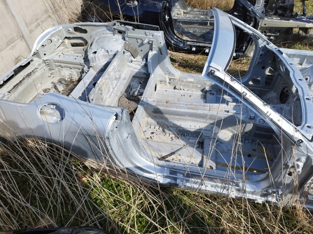 фото №2, Mercedes sl w231 231 четверть правый задняя правая задняя