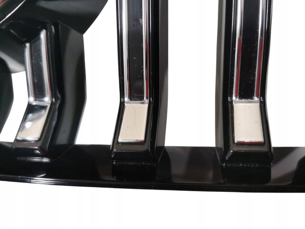 фото №10, Решётка радиатора, решётка радиатора volvo xc-60 ii lift