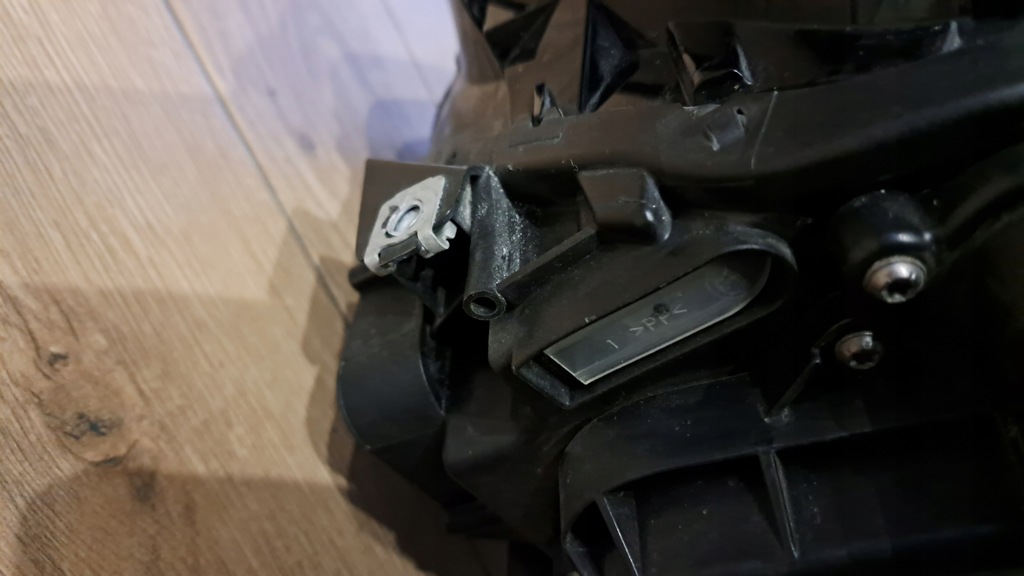 фото №10, Vw sportsvan лампа левый перед 517941031b