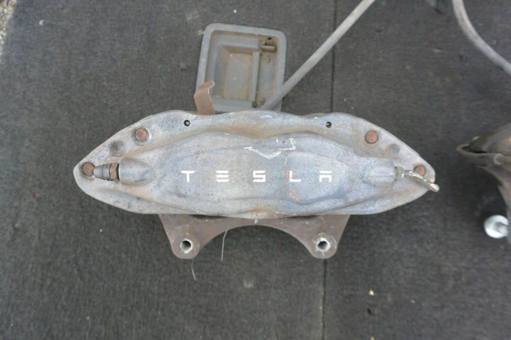 Супорт перед правий лівий шланг tesla model s Ціна