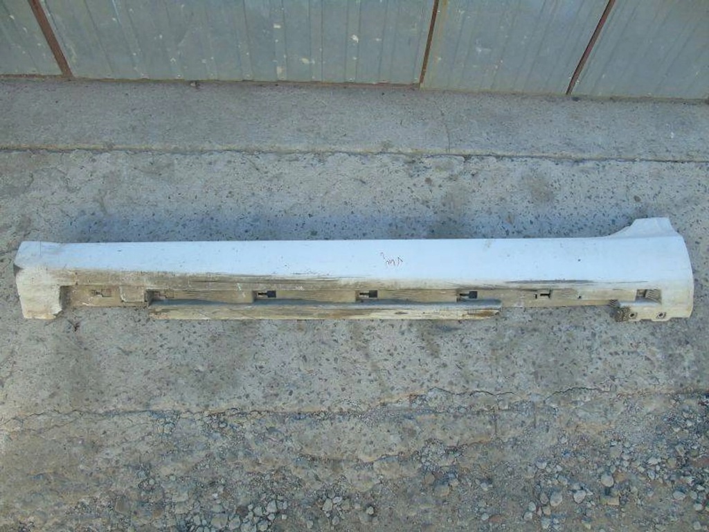 фото №1, Volvo v40 ii молдинг порог левая наружная