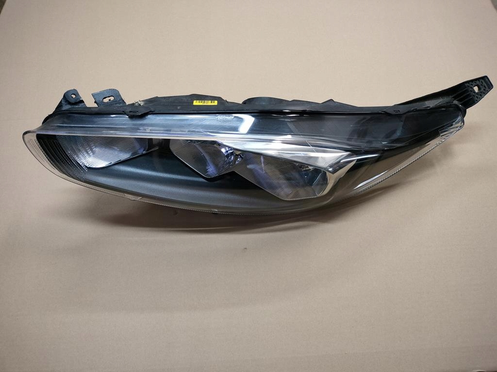 фото №1, Ford fiesta mk7 lift лампа левая перед cała eu