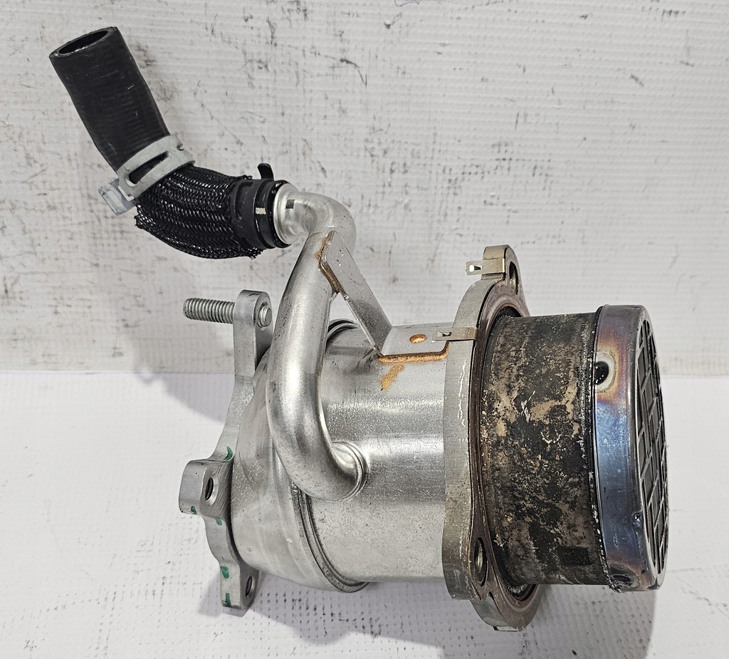 фото №1, Оригинальная радиатор выхлопных газов egr renault / opel / nissan / fiat - 147354591r