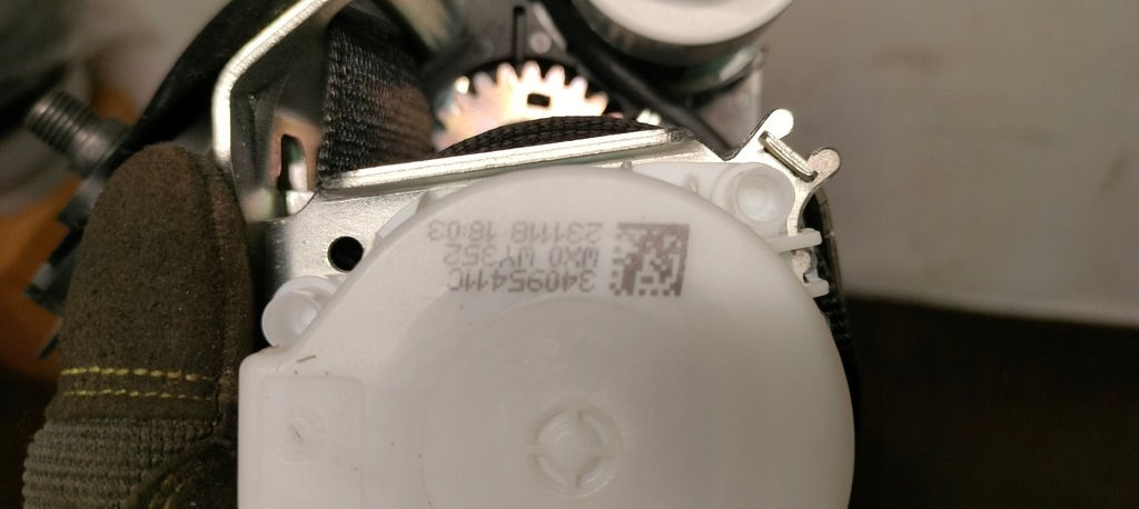 фото №4, Pas безпеки правий перед mercedes ml gle w166