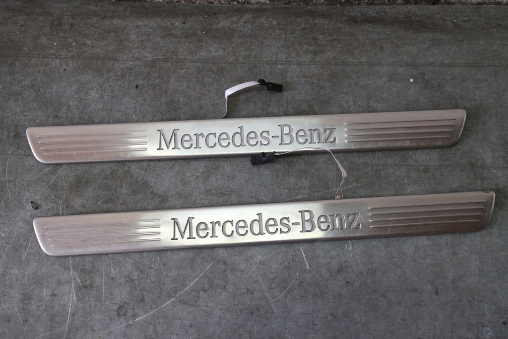 фото №1, Молдинг накладки поріг декоративні підсвічувані led mercedes w156 x156 gla 2013-