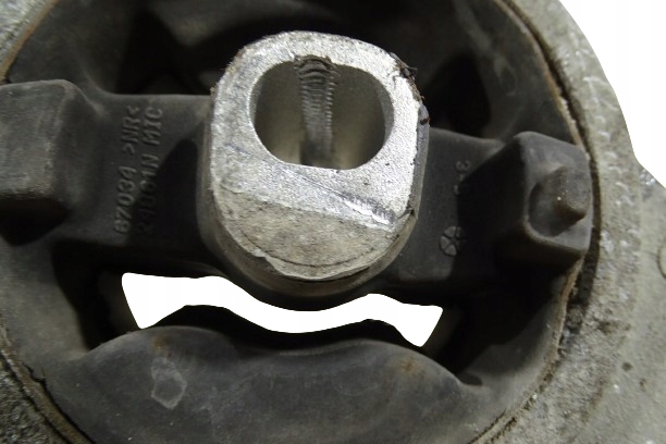 фото №9, Journey freemont 4x4 3.6 кронштейн подушка 04743957ac