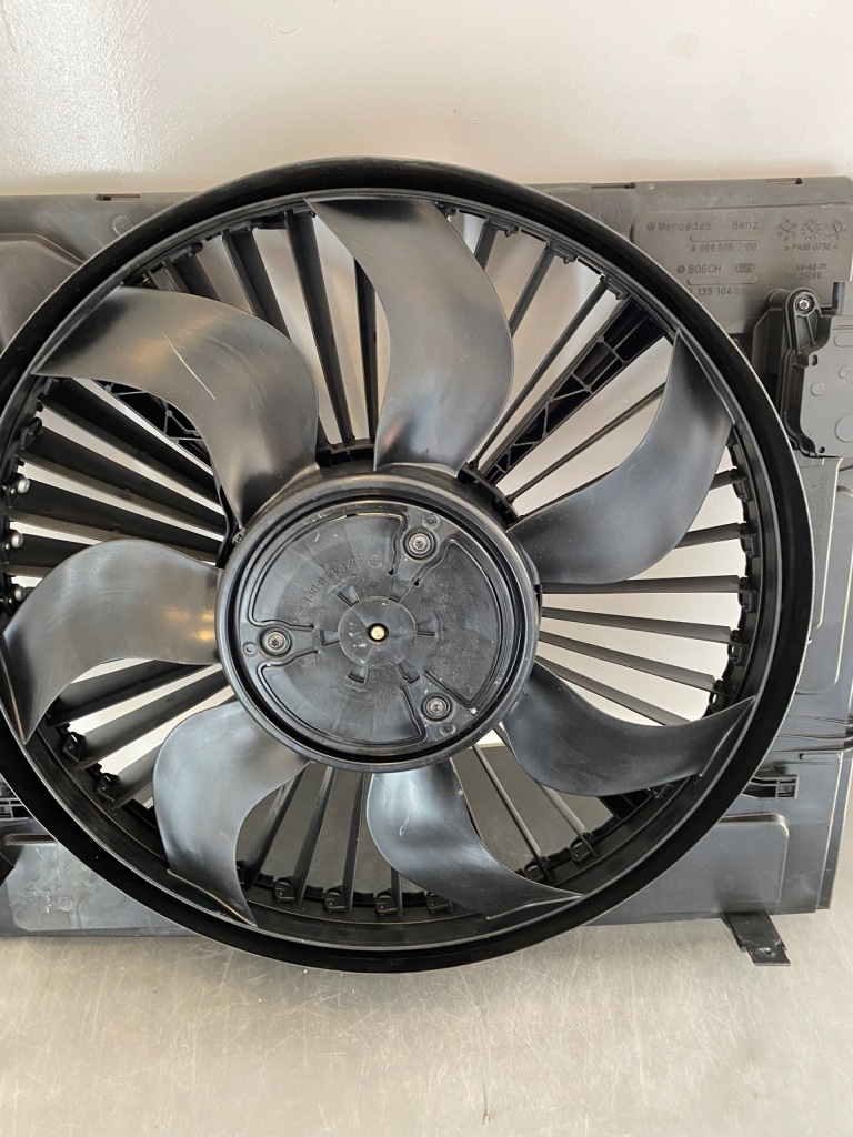 Вентилятор радиатора mercedes glc a0995052100 в Украине