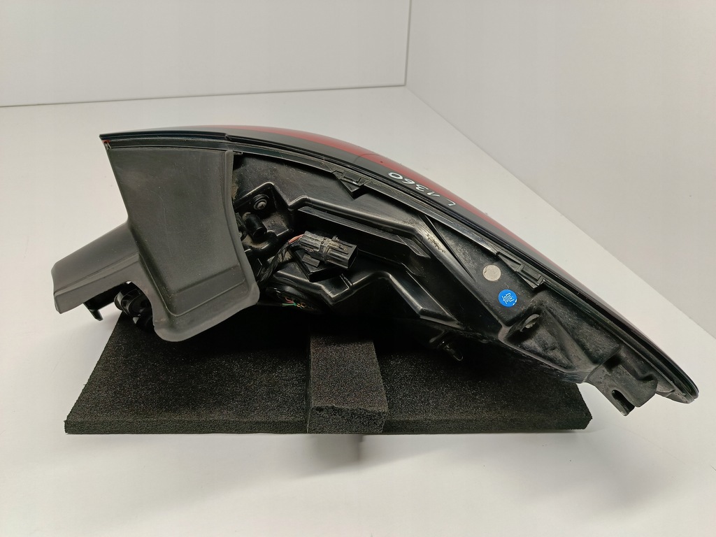 фото №12, Mg hs ev 18- лампа левый задняя левая задняя led 10420733