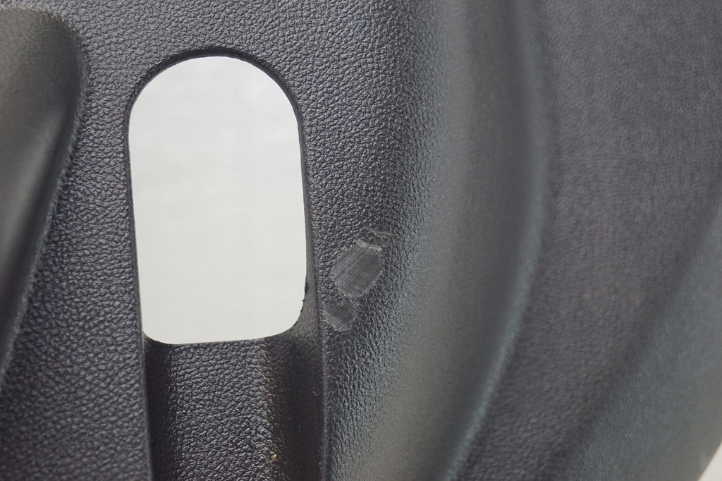 фото №8, Обшивка багажника правий chevrolet trax 95190815