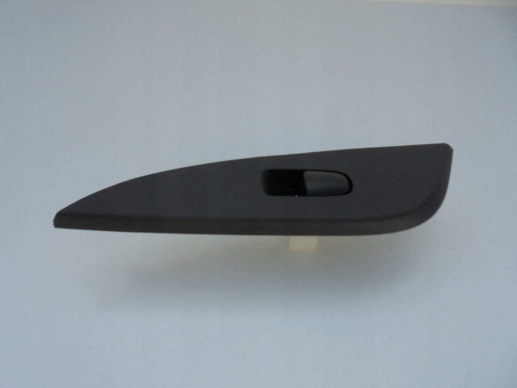 фото №1, Pulsar переключатель стекло правый задняя 829603zl0a