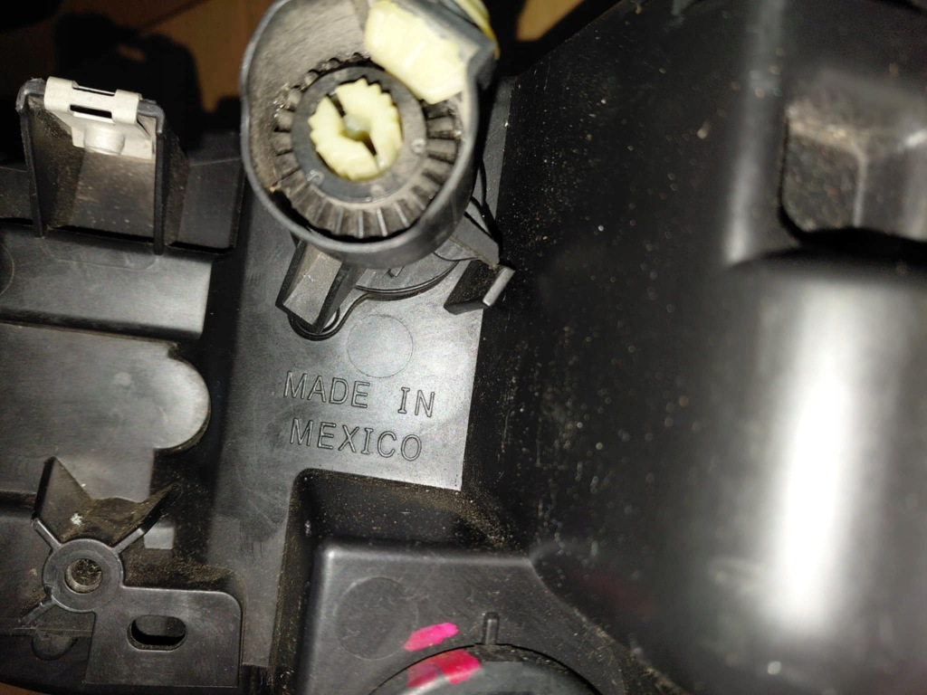 Фара фара перед правый  tesla x 2015-2021 full led Оригинал