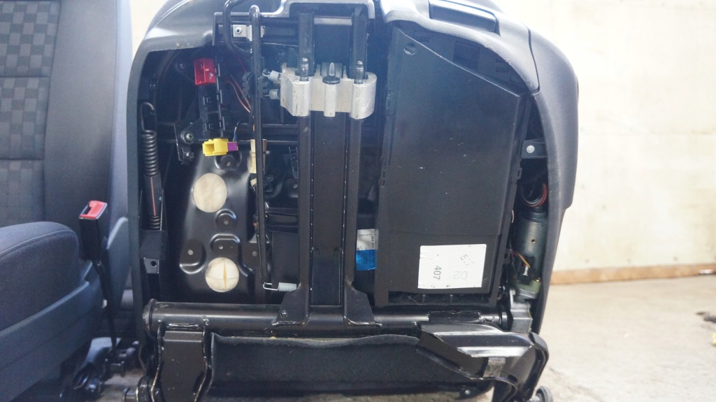 фото №13, Audi a6 c5 комплект сидений заднее сиденье kombi подушка безопасности