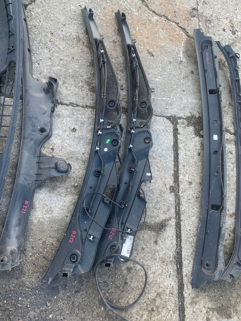 фото №1, Mercedes w212 жабо