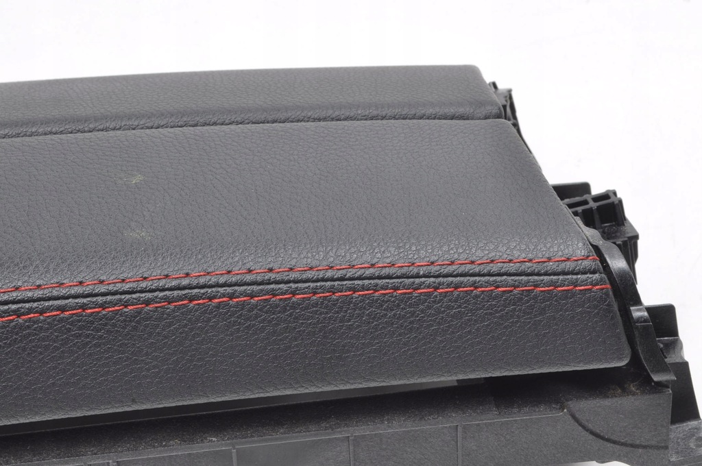 фото №6, Mercedes w177 подлокотник кожаный 1385379-a