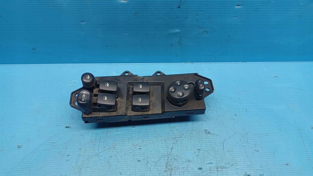 фото №1, Chrysler pacifica панель окон 04685980ae