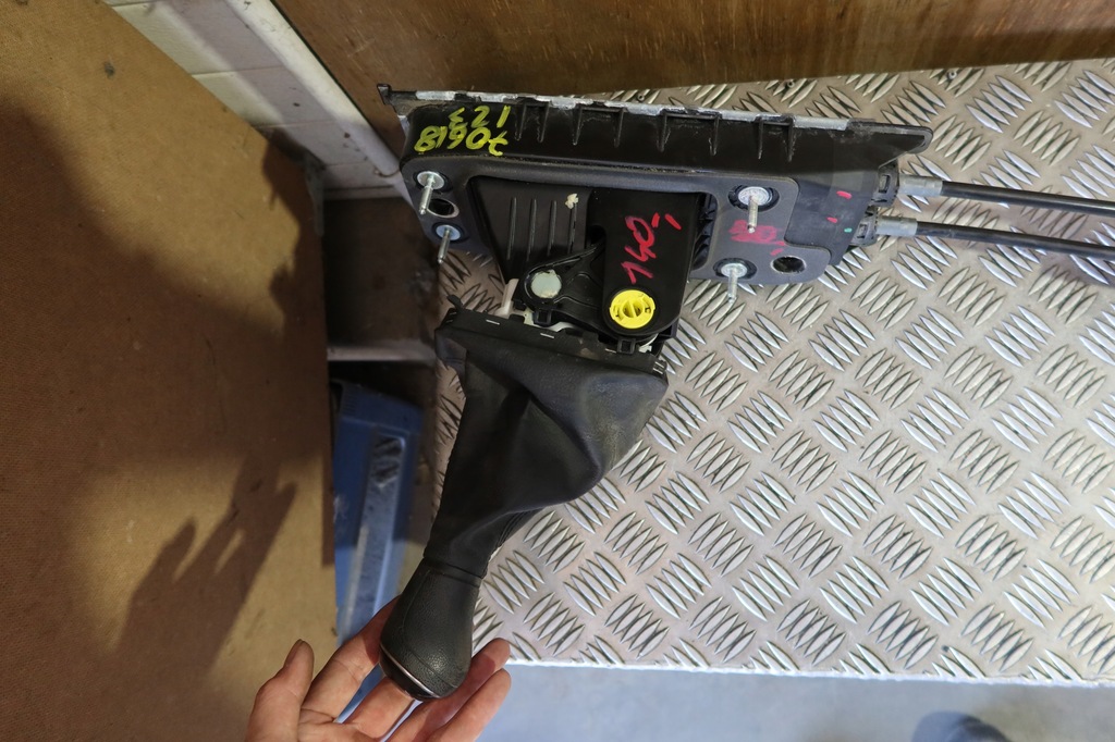 фото №10, Домкрат выборщик тросы переключения передач polo 2g