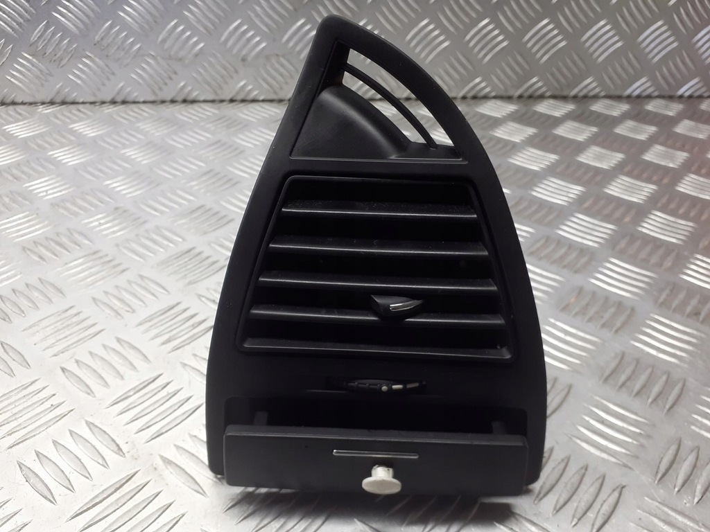 фото №1, Решётка левая обдув citroen c4 9646338077