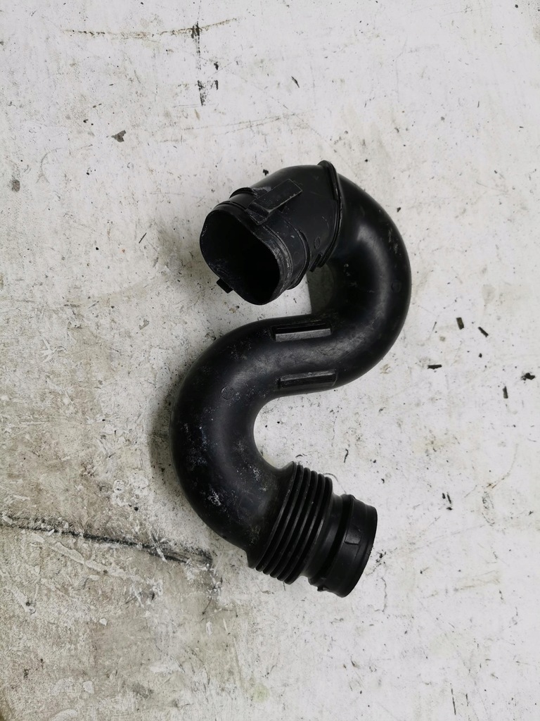 фото №1, Труба воздуха renault clio iv 0.9 tce 165001258r