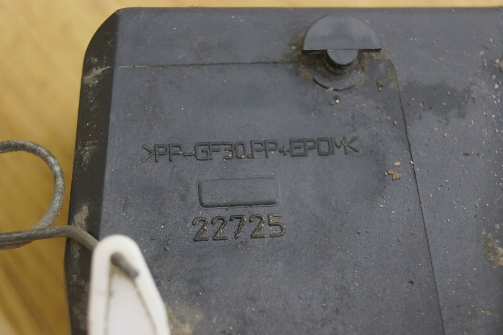 фото №4, Крышка заливной maserati quattroporte vi m156