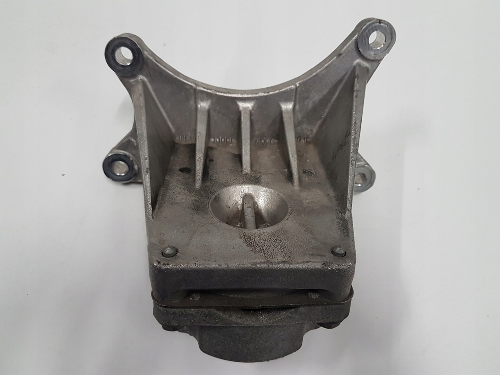 фото №5, Кронштейн кронштейн подушка коробки maserati ghibli 3.0 d