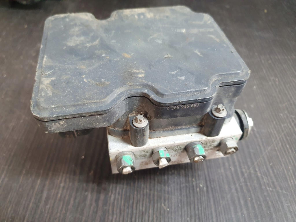 фото №1, Насос abs renault captur clio iv 476605492r