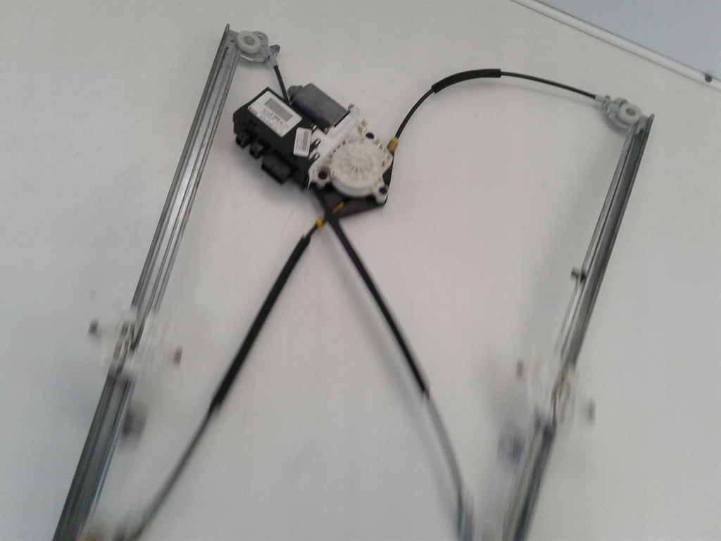 фото №4, Подъемник стекло левый перед передний peugeot 807