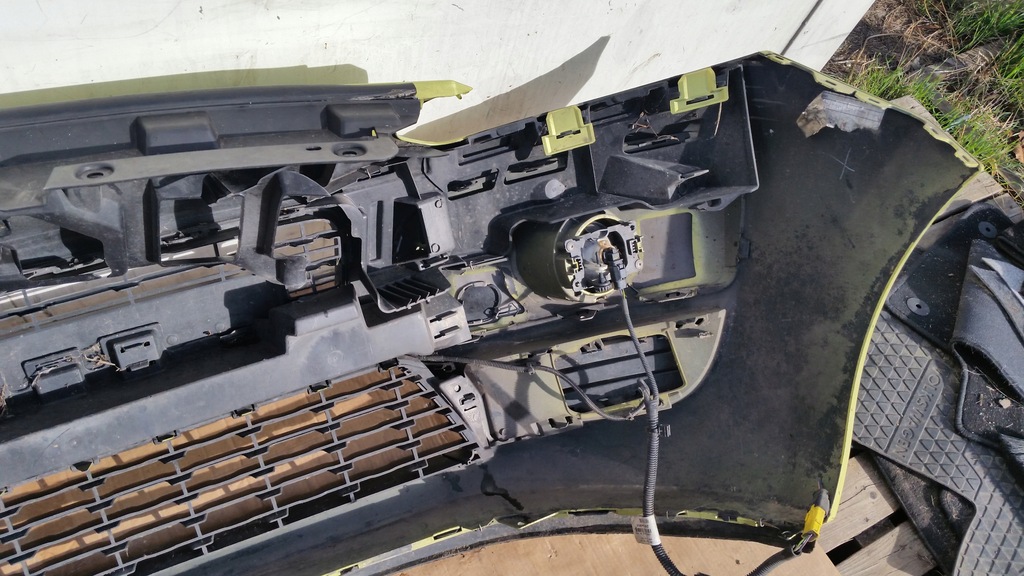 фото №12, Бампер передний citroen c3 picasso karc