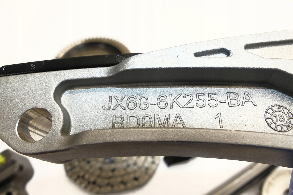 фото №8, Ford fiesta mk8 st puma st 1.5 ecoboost 3cyl. набір розподільного валу грм