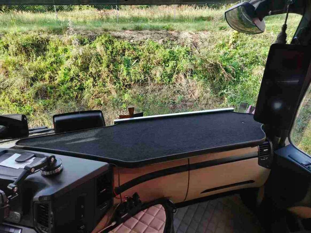 фото №1, Полка stolik na приборная панель tir mercedes actros mp 5 велюр