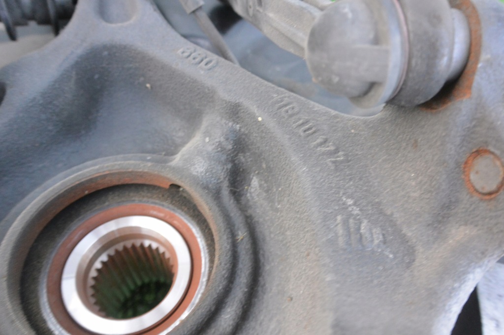 фото №7, Поворотный кулак рычаг правая задняя bmw 3-seria f30 f31