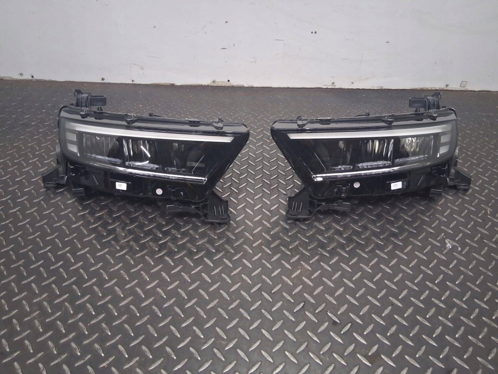 фото №1, Лампа лівий i правий перед opel mokka b full led 9860326480