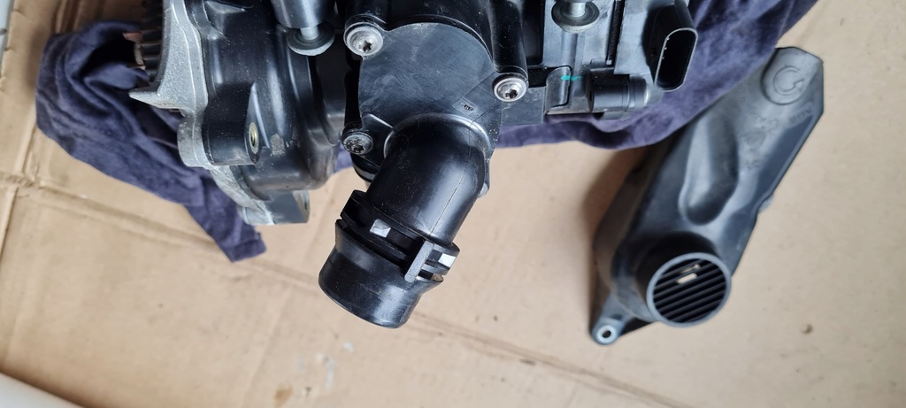 фото №12, S3 8v sedan a3 помпа насос wody 2.0 tfsi 06l121111p golf vii vw