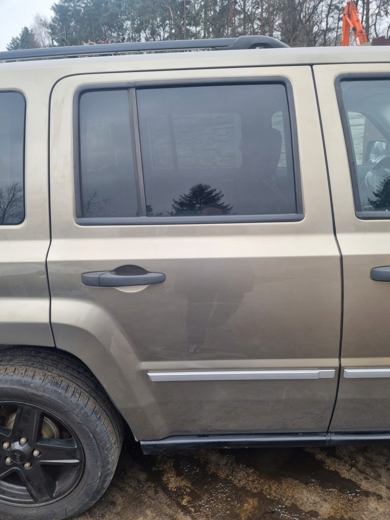 фото №1, Jeep patriot 06-11 2008 r. дверь правый задняя правое задние pt eu