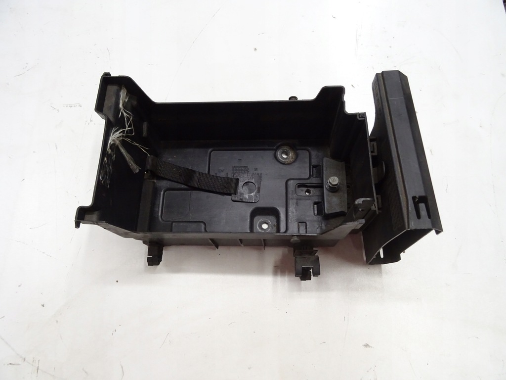 фото №1, Opel insignia a lift основание аккумулятор