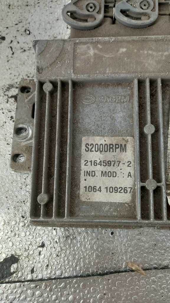 фото №2, Бортовой компьютер двигателя renault laguna 1.6b ii 01r