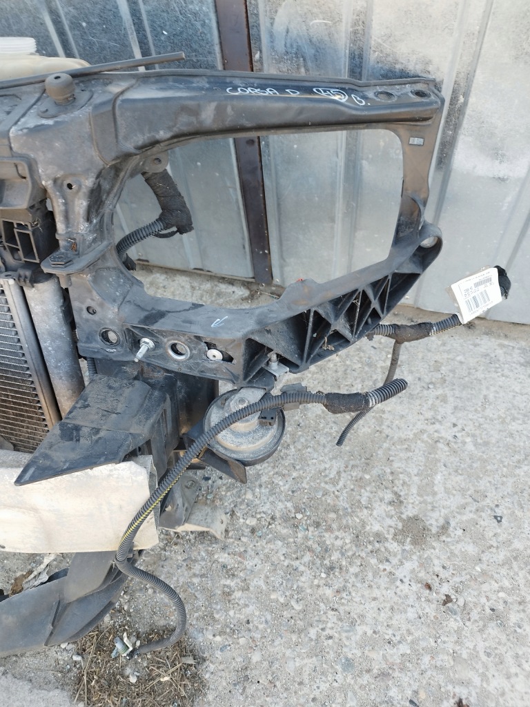 Ремень передний балка радиатор opel corsa d рестайлинг  1.4b a14xer механическая коробка передач 2010-2014 с Разборки