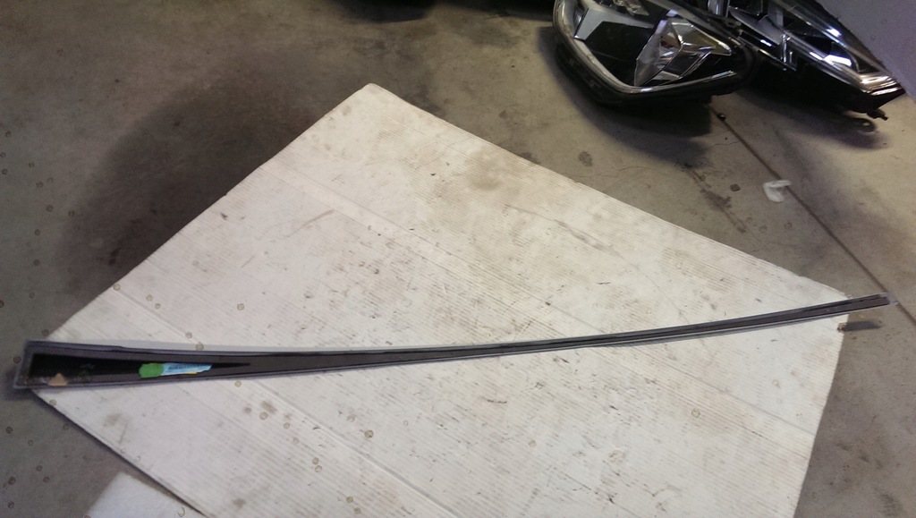 фото №5, Ліва молдинг двері audi r8 coupe/spyder 427853267c