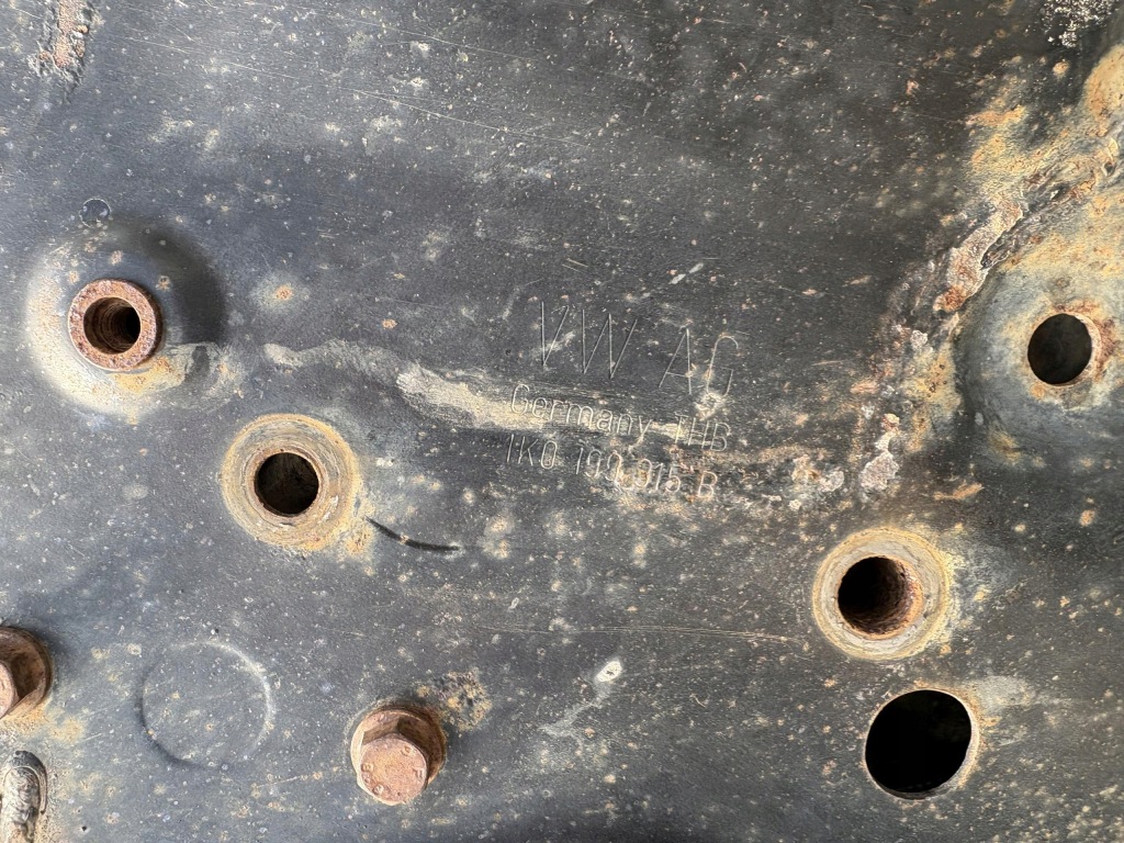 Купити Vw caddy iii рестайлінг  2010-2015 підрамник підрамник підвіска перед 1k0199315b