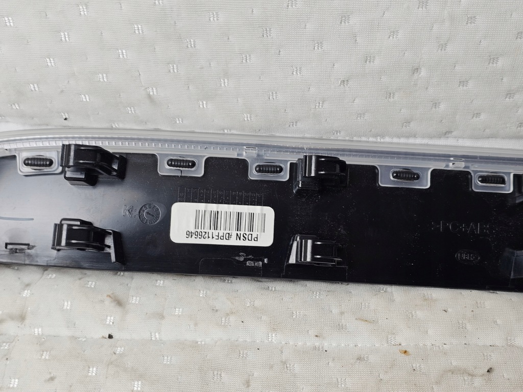 фото №8, Молдинг dekor захист консолі w панель mercedes w247 x247 led