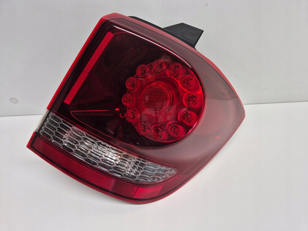 фото №1, Fiat freemont лампа задня права led black оригінал europa