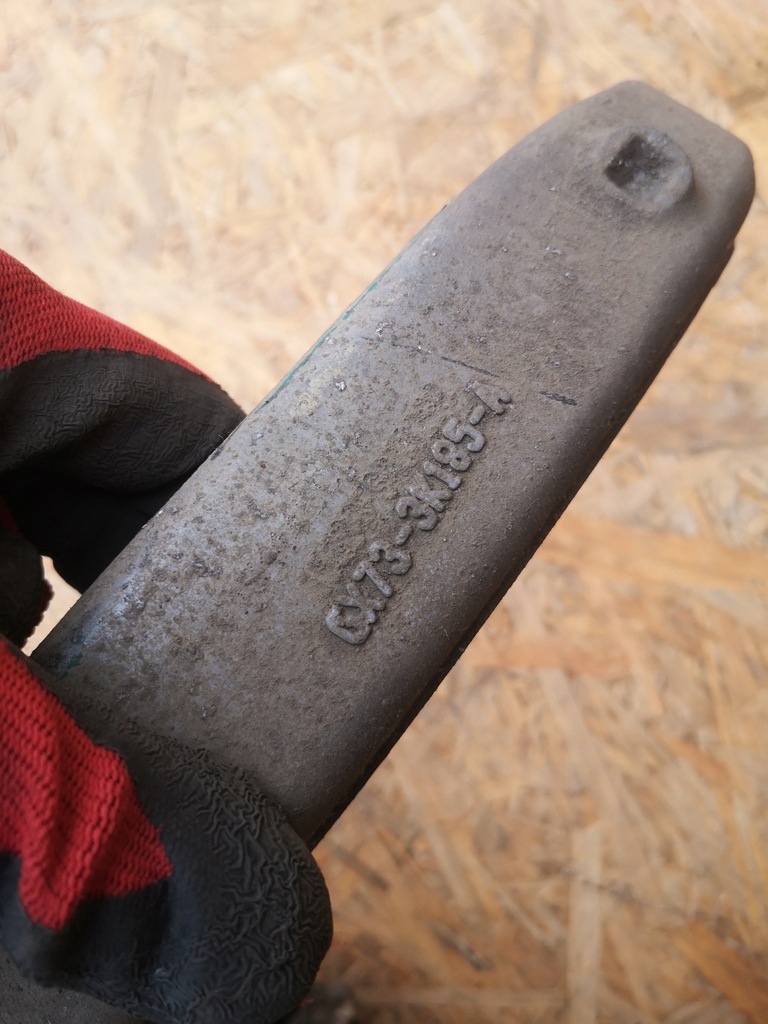 фото №7, Jaguar xe 2.0 d поворотный кулак правый перед рычаги